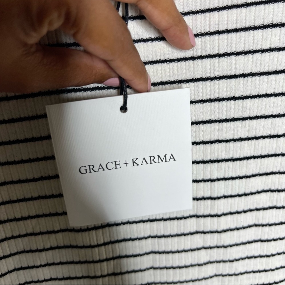 Grace +‎ Karma Striped Ribbed Long Sleeve Top - Picture 9 of 10